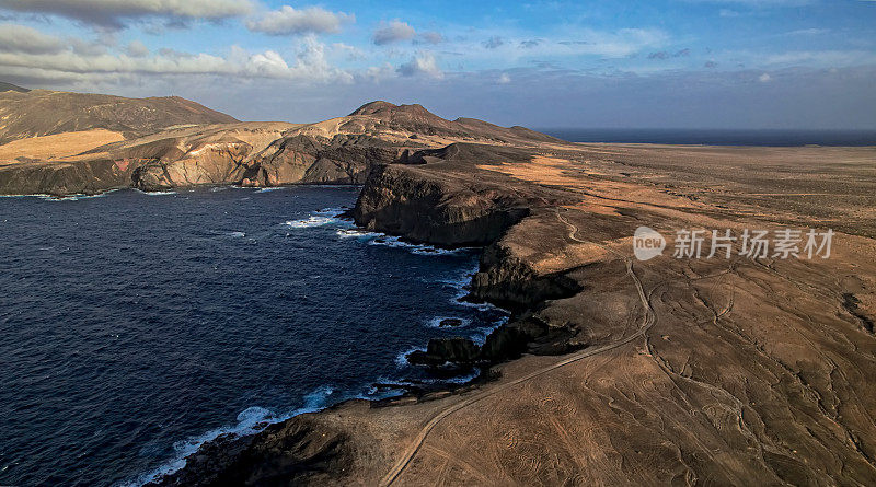 Caleta de la Madera(伍德湾)鸟瞰图，Jandia, Fuerteventura，加那利群岛，西班牙
